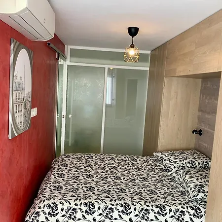 Centre-ville Du Lavandou 350 M De La