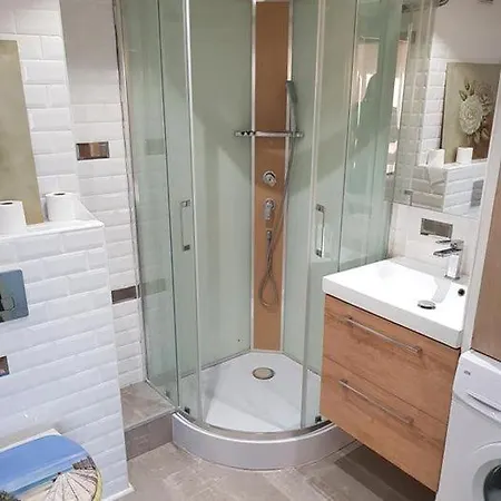 Centre-ville Du Lavandou 350 M De La 勒拉旺杜