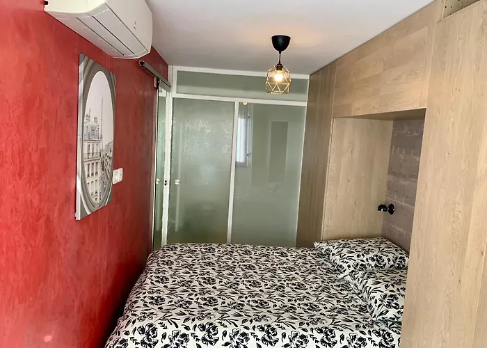 Centre-ville Du Lavandou 350 M De La